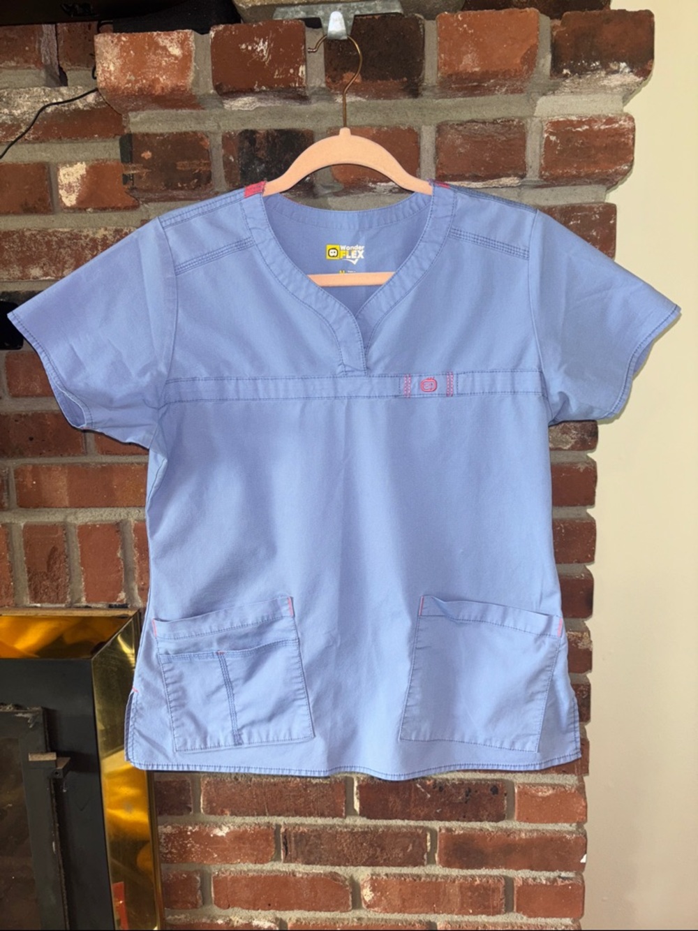 Wonder Flex Periwinkle Blue Scrub Top w/ Pockets Mens Womens Unisex Size Medium